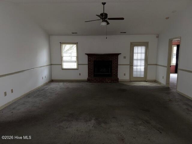 4511 Rivershore Drive New Bern, NC 28560 - Photo 7 of 22 Living Room