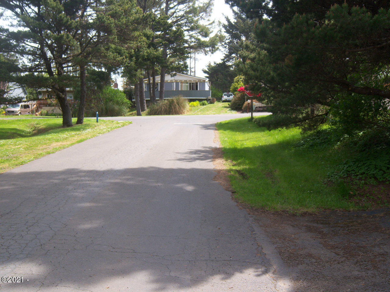 129 Southwest 86th Court Newport, OR 97366 - Photo 31 of 32 100_9218