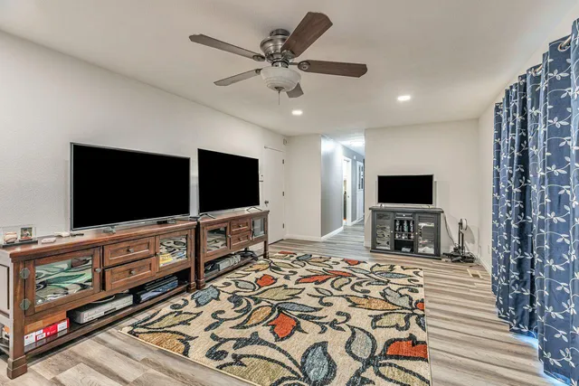 $699,888 | 7912 Wildridge Drive, Fair Oaks, CA 95628