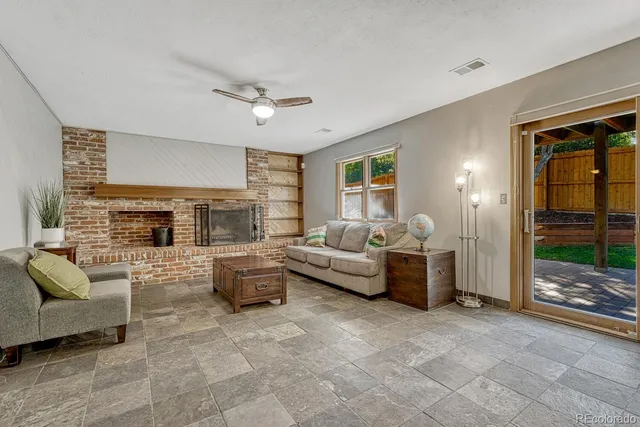 $900,000 | 7909 Poplar Way, Centennial, CO 80112