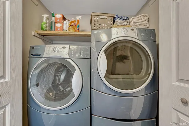 $900,000 | 7909 Poplar Way, Centennial, CO 80112