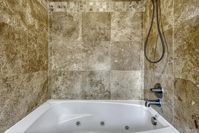 $900,000 | 7909 Poplar Way, Centennial, CO 80112