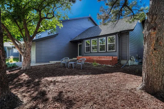 $900,000 | 7909 Poplar Way, Centennial, CO 80112