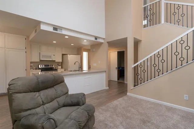 a view of a tennis court