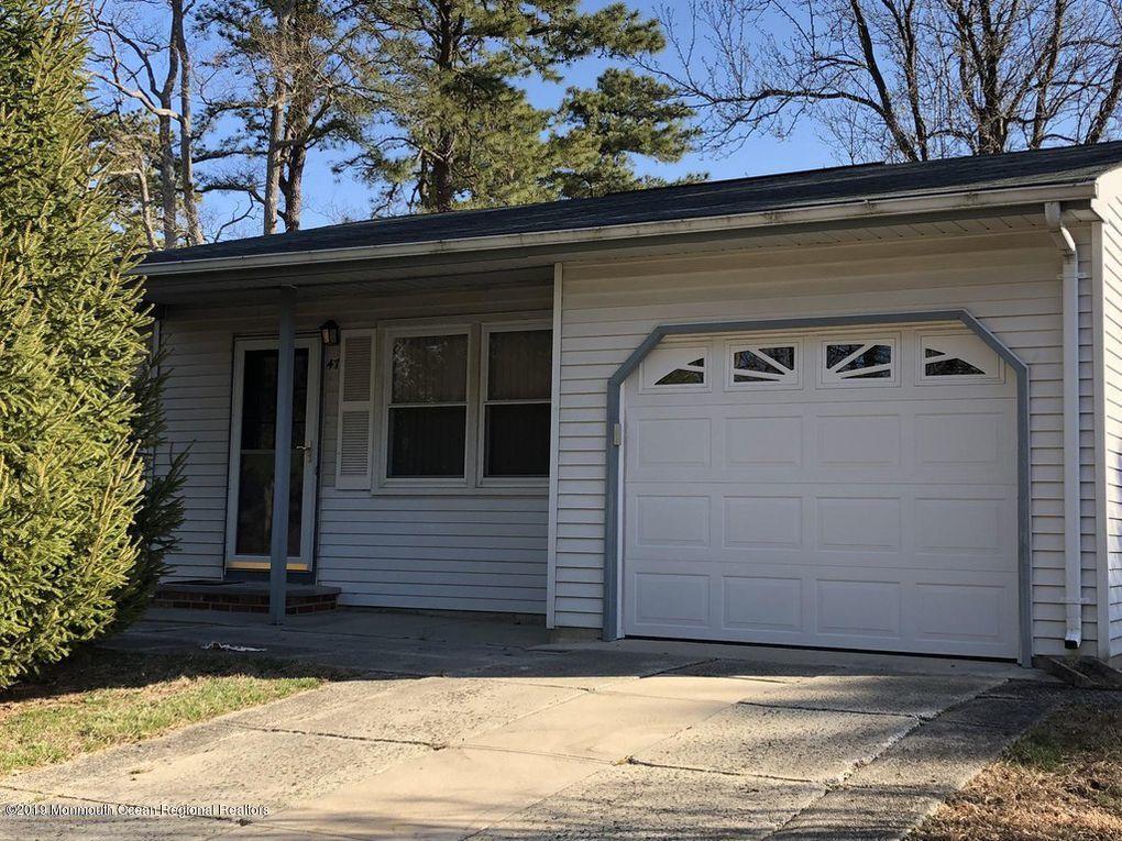 47 Augusta Road Whiting, NJ 08759 - Photo 1 of 1 d5c90bdcb38932a348a7e39a73dd9bd9l-m0xd-w