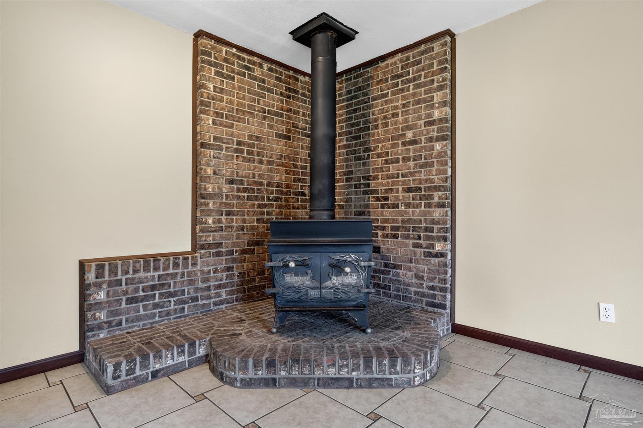 1120 Muscogee Road Cantonment, FL 32533 - Photo 11 of 38 Gallery Image 11