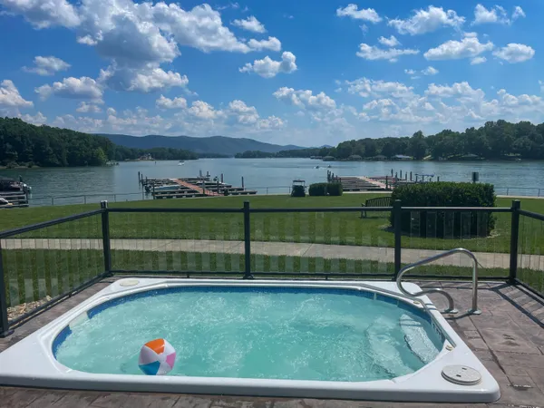 $565,000 | 1154 Barrow Hills Drive, Huddleston, VA 24104