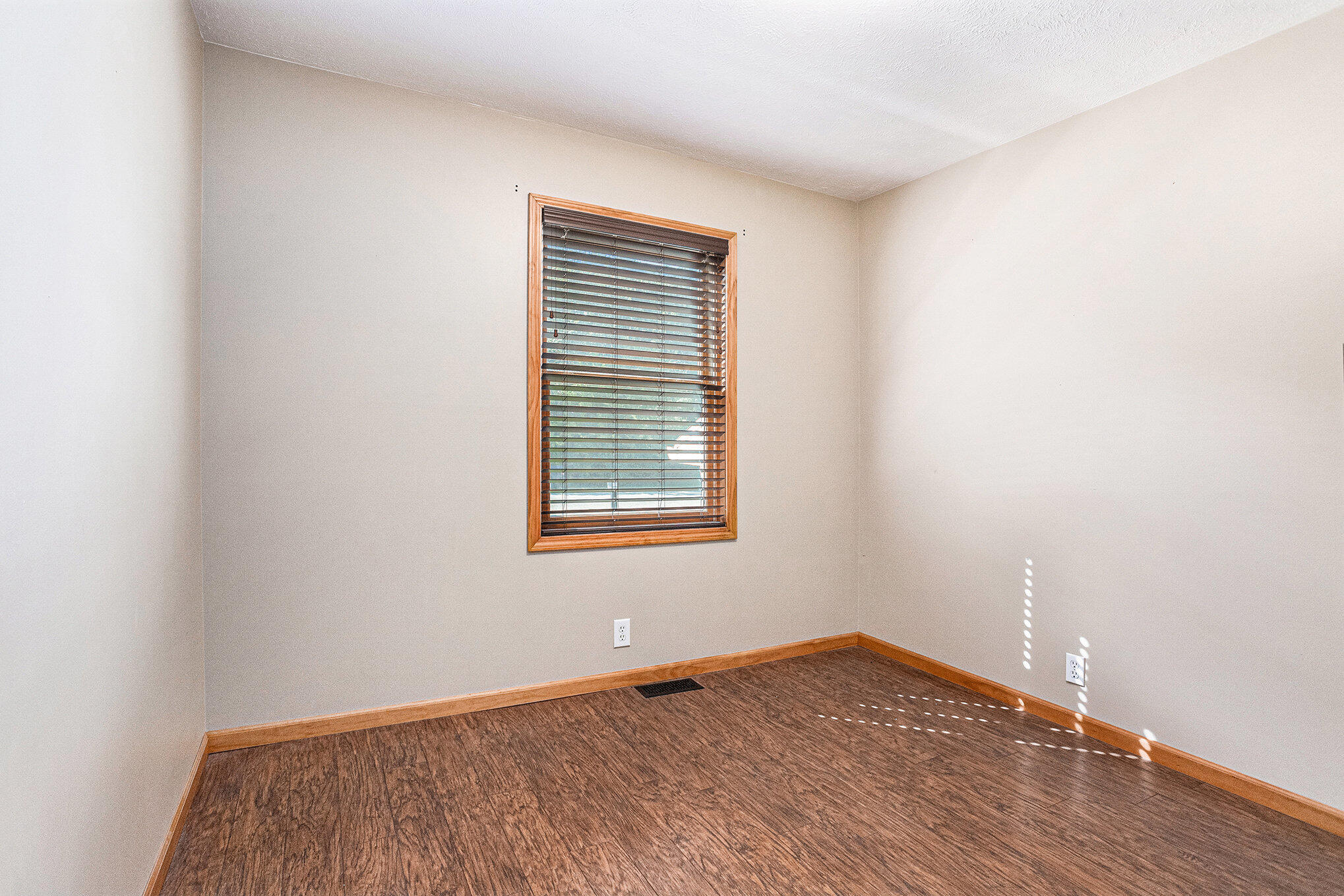 55042 West End Road Three Rivers, MI 49093 - Photo 18 of 31 Bedroom 2