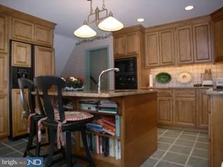 830 Nathan Hale Road Berwyn, PA 19312 - Photo 4 of 6