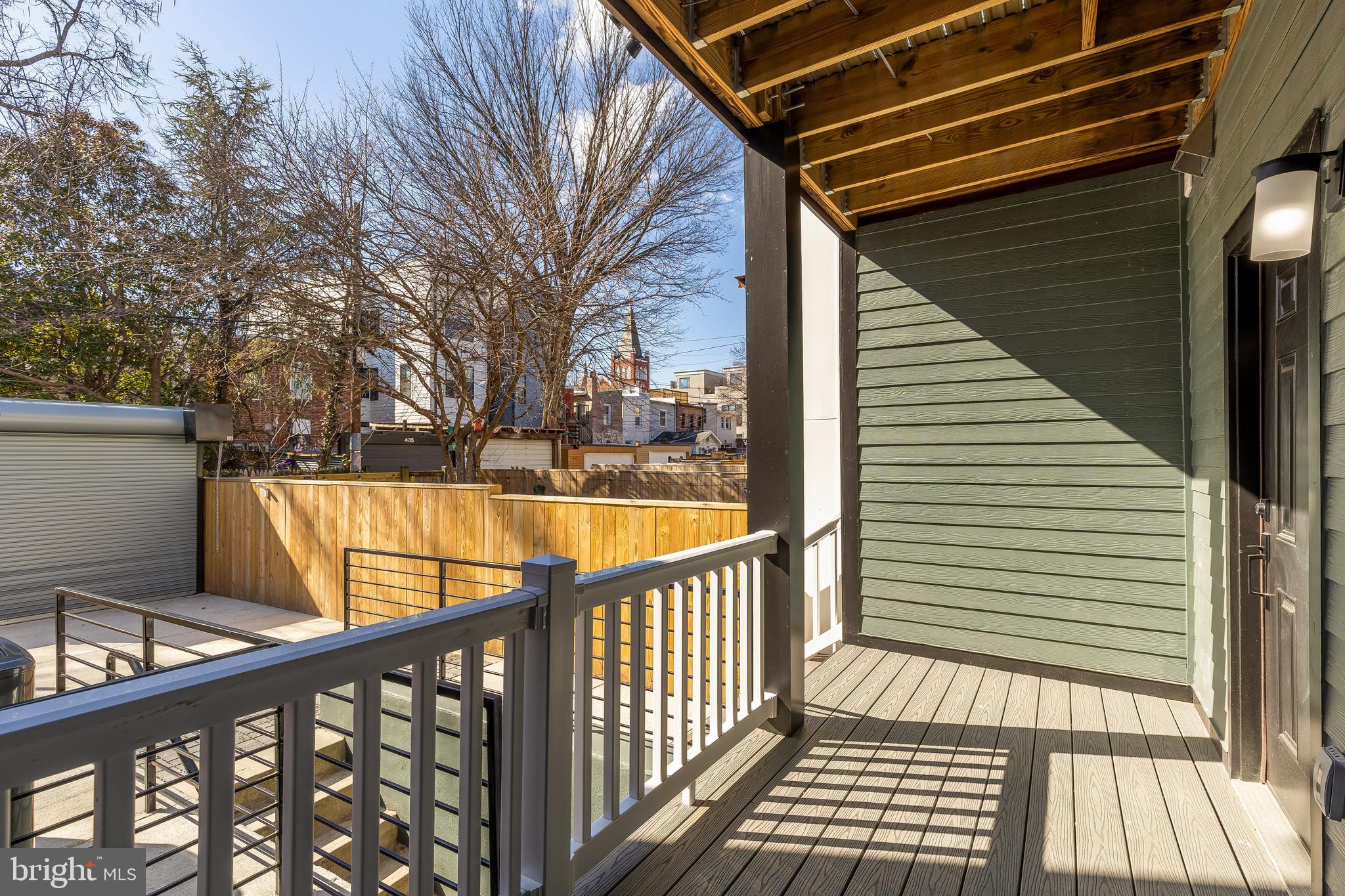 422 Warner Street Northwest Washington, DC 20001 - Photo 13 of 35