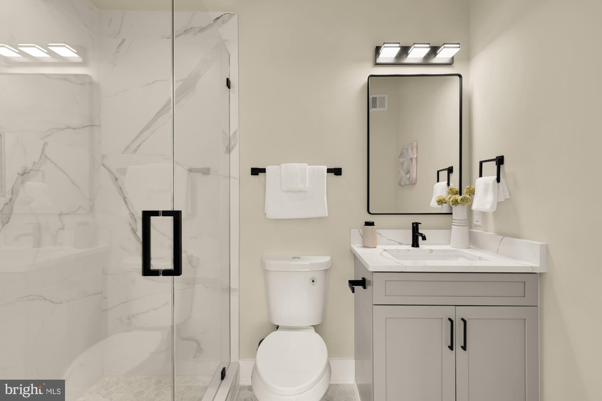 422 Warner Street Northwest Washington, DC 20001 - Photo 17 of 35