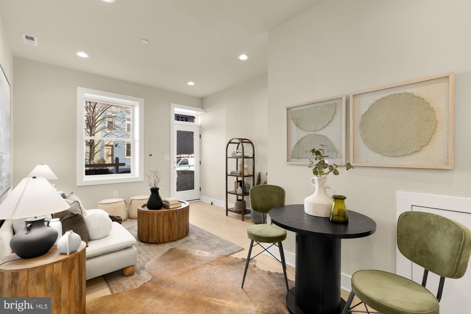 422 Warner Street Northwest Washington, DC 20001 - Photo 4 of 35