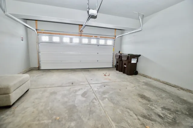 $299,500 | 1029 Draper Road, McHenry, IL 60050