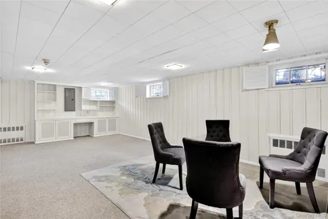 $1,195,000 | 11 Hazelwood Drive, Jericho, NY 11753
