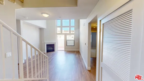 $7,850 | 1041 Glendon Avenue, Unit 4193, Los Angeles, CA 90024