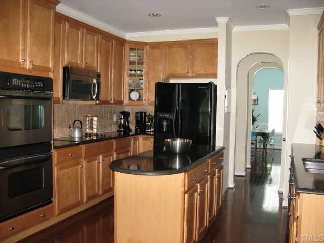 3213 Enchanting Way Raleigh, NC 27616 - Photo 5 of 12
