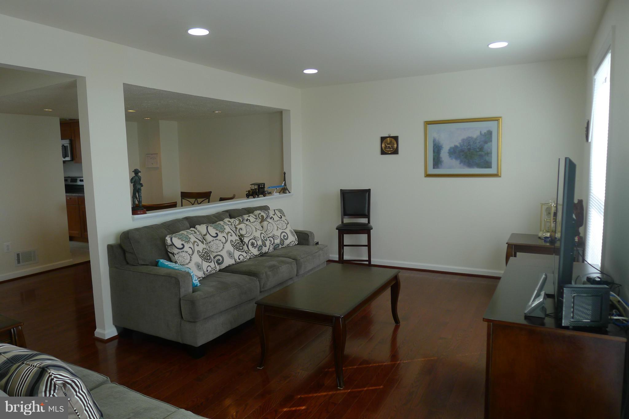 50 Timber Rock Road Gaithersburg, MD 20878 - Photo 9 of 22 Family Room