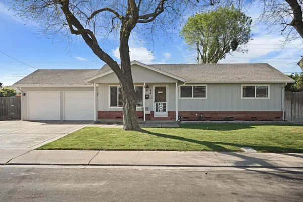 $640,000 | 916 6th Street, Ripon, CA 95366