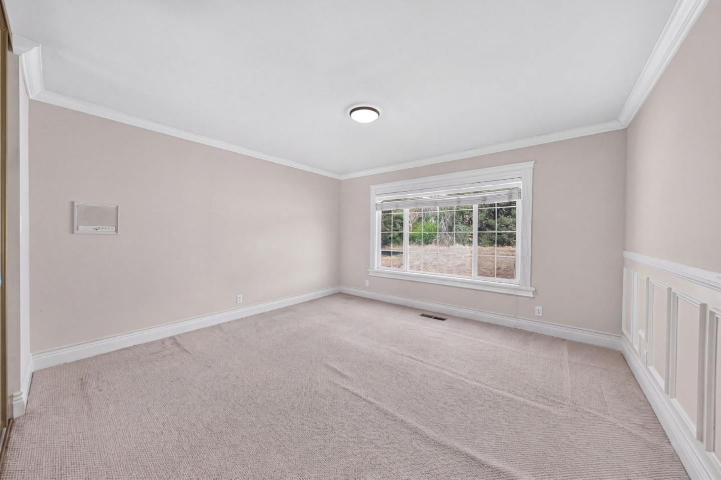 25489 Palomares Road Castro Valley, CA 94552 - Photo 7 of 16 Gallery Image 7