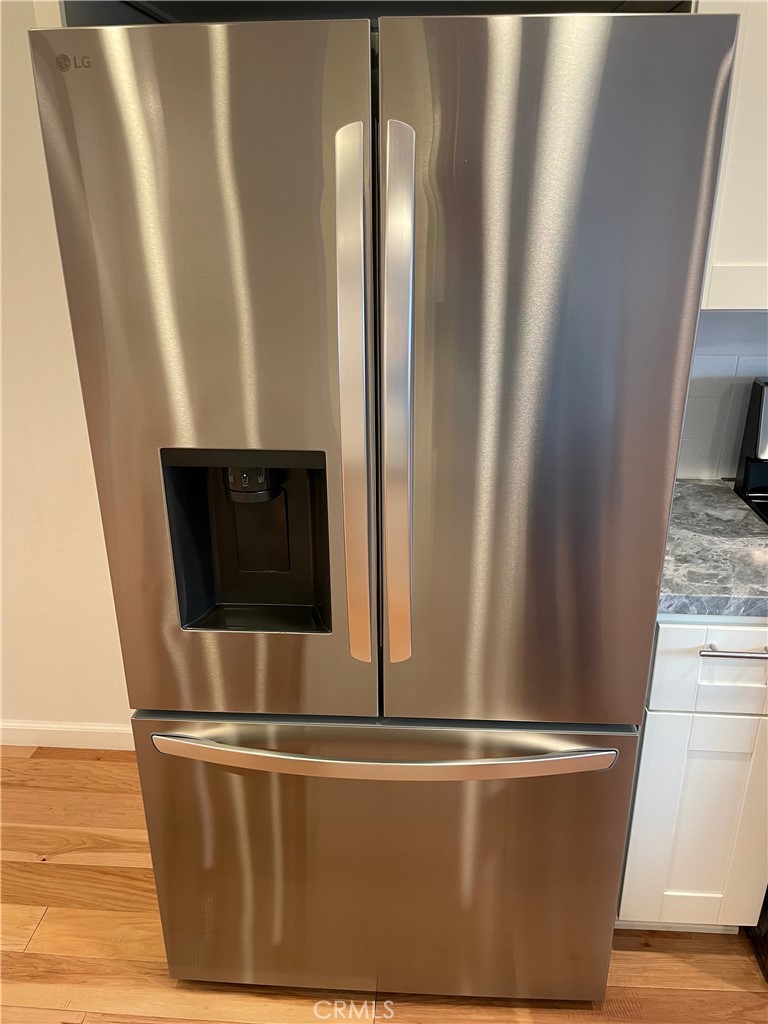 333 Virginia Street, Unit 9 El Segundo, CA 90245 - Photo 25 of 75 Stainless Refrigerator