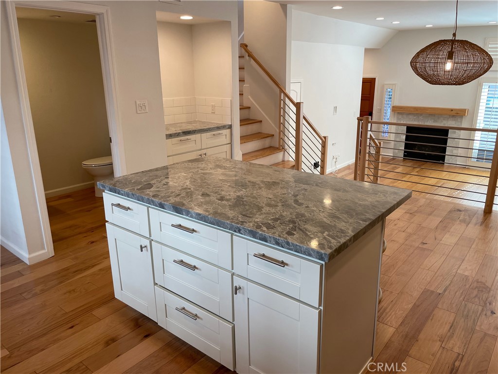 333 Virginia Street, Unit 9 El Segundo, CA 90245 - Photo 31 of 75 Open Floor Plam from Kitchen - Picture 1