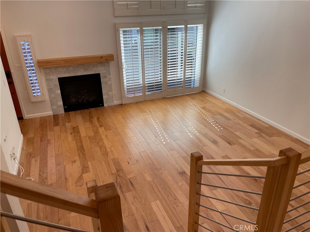 333 Virginia Street, Unit 9 El Segundo, CA 90245 - Photo 32 of 75 Living Room from Kitchen