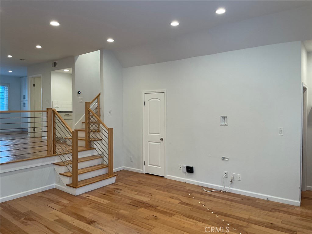 333 Virginia Street, Unit 9 El Segundo, CA 90245 - Photo 33 of 75 Living Room Entertainment Wall