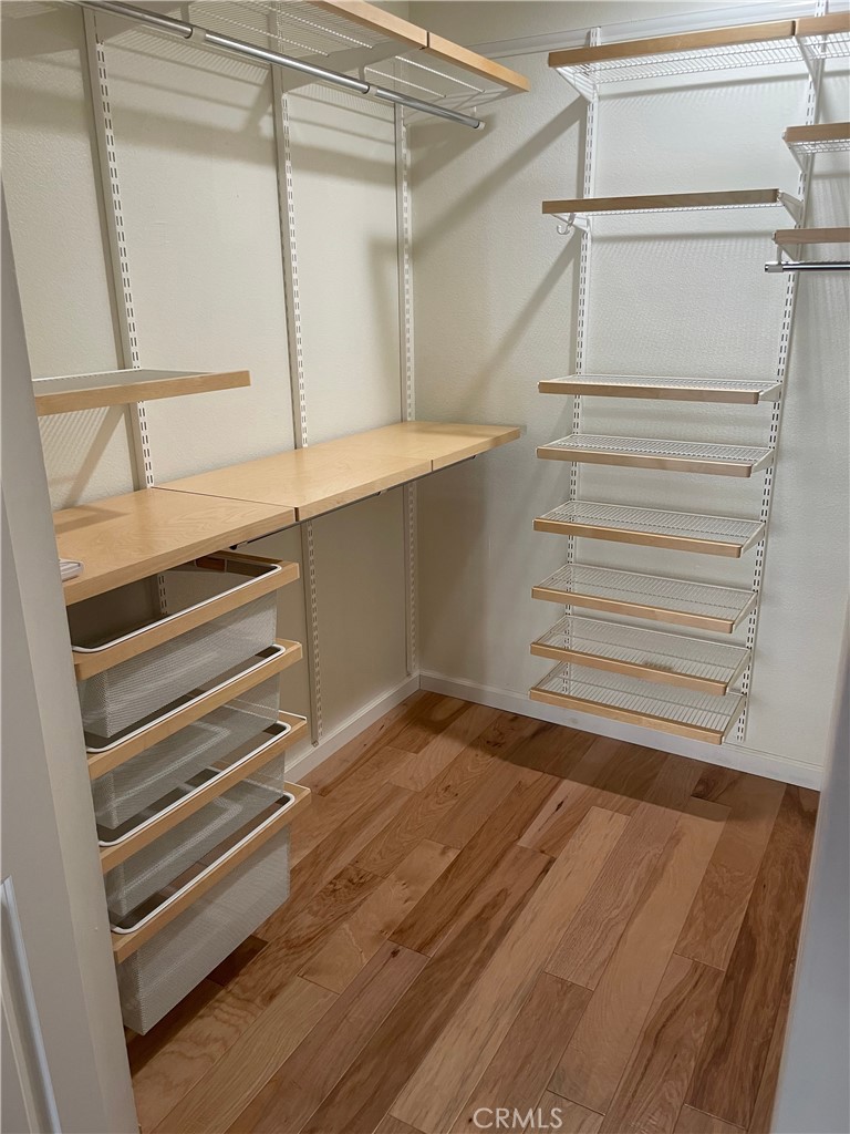 333 Virginia Street, Unit 9 El Segundo, CA 90245 - Photo 51 of 75 Main Bedroom - Walk-In CLoset - Picture 2