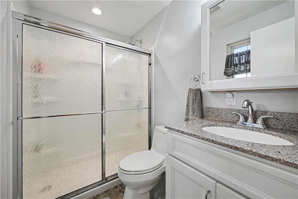 139 North Jamestown Road Coraopolis, PA 15108 - Photo 24 of 35 Gallery Image 24