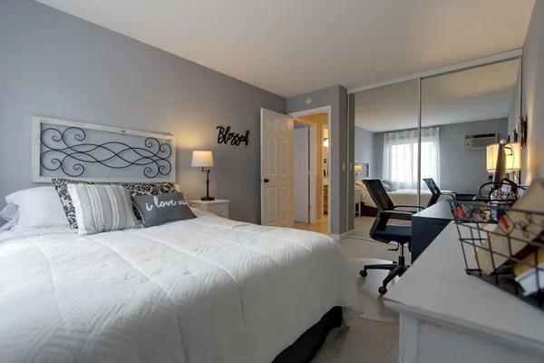 $185,000 | 7401 West 101st Street, Unit 121, Bloomington, MN 55438