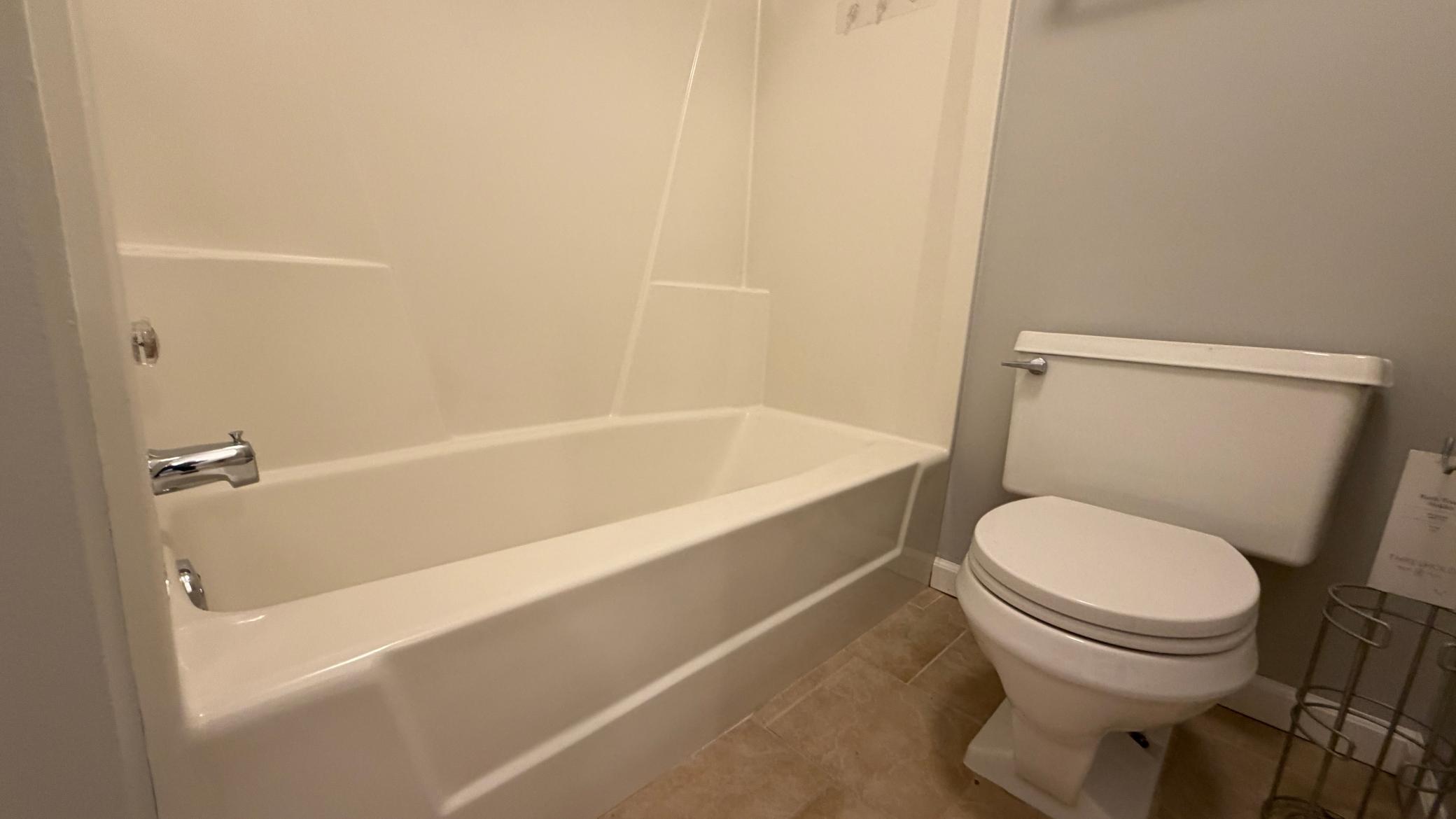 7401 West 101st Street, Unit 121 Bloomington, MN 55438 - Photo 14 of 26