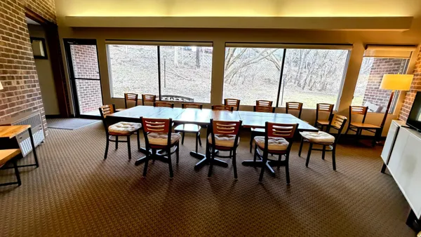 $185,000 | 7401 West 101st Street, Unit 121, Bloomington, MN 55438