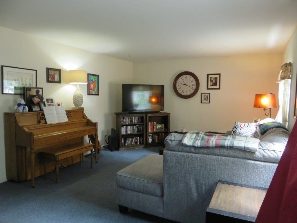 957 S Road Canaan, NH 03741 - Photo 3 of 18 Gallery Image 3
