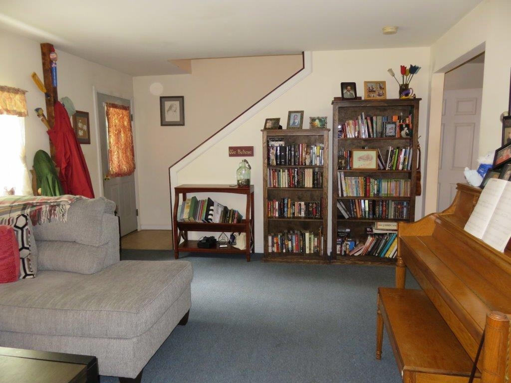 957 S Road Canaan, NH 03741 - Photo 5 of 18 Gallery Image 5