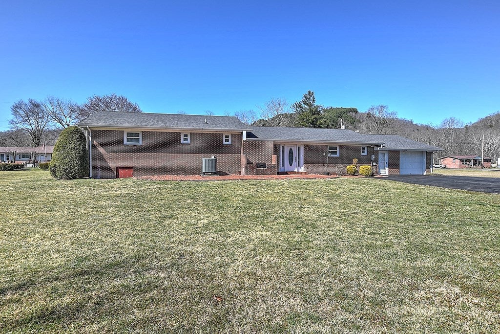 509 Bottom Road Raven, VA 24639 - Photo 6 of 28 Gallery Image 6