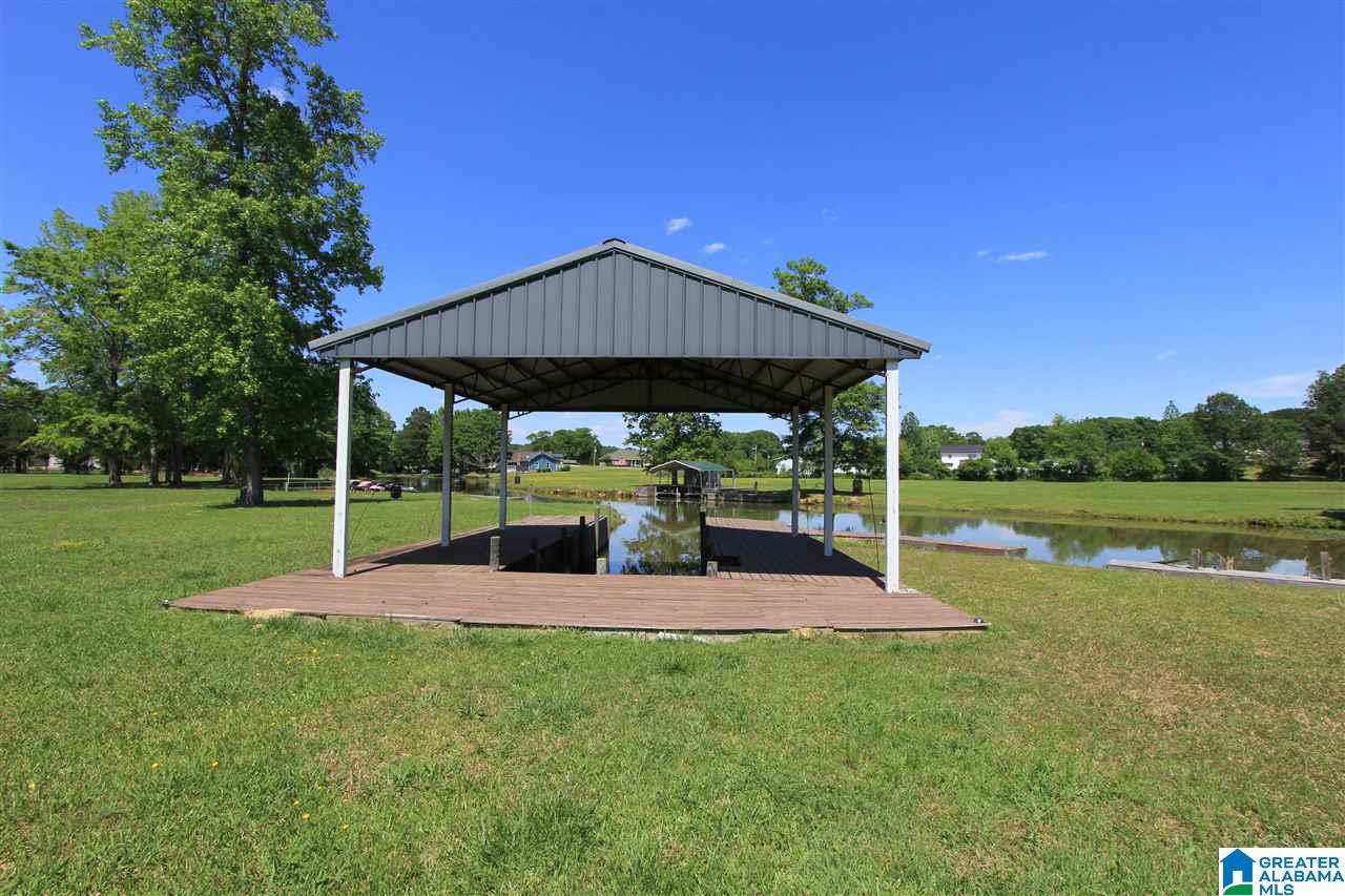 240 Jake Drive Sylacauga, AL 35151 - Photo 4 of 50