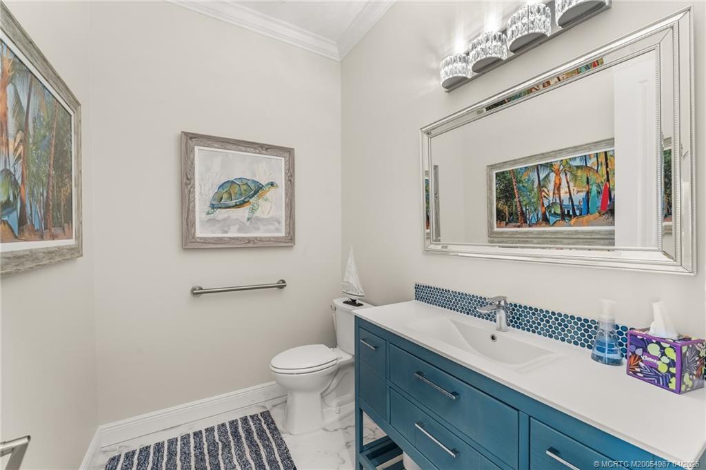 517 Southwest Ocean Boulevard Stuart, FL 34994 - Photo 14 of 36 1/2 bath on lower level
