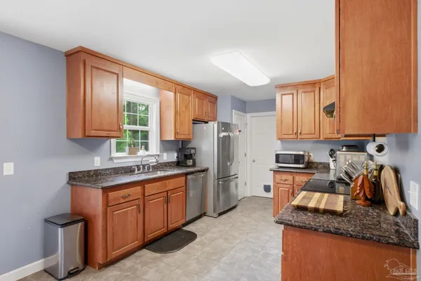 $460,000 | 3082 Woodbury Circle, Cantonment, FL 32533