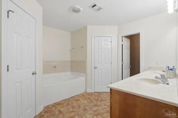 $460,000 | 3082 Woodbury Circle, Cantonment, FL 32533