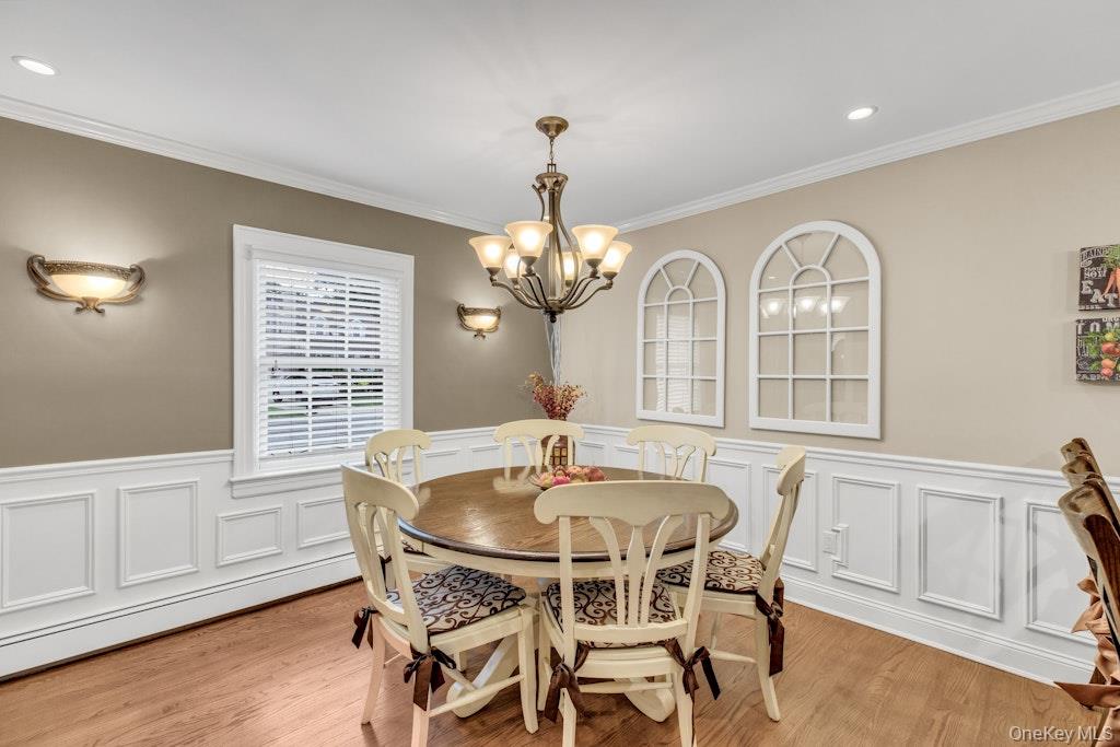 128 Stuart Street Lynbrook, NY 11563 - Photo 9 of 33