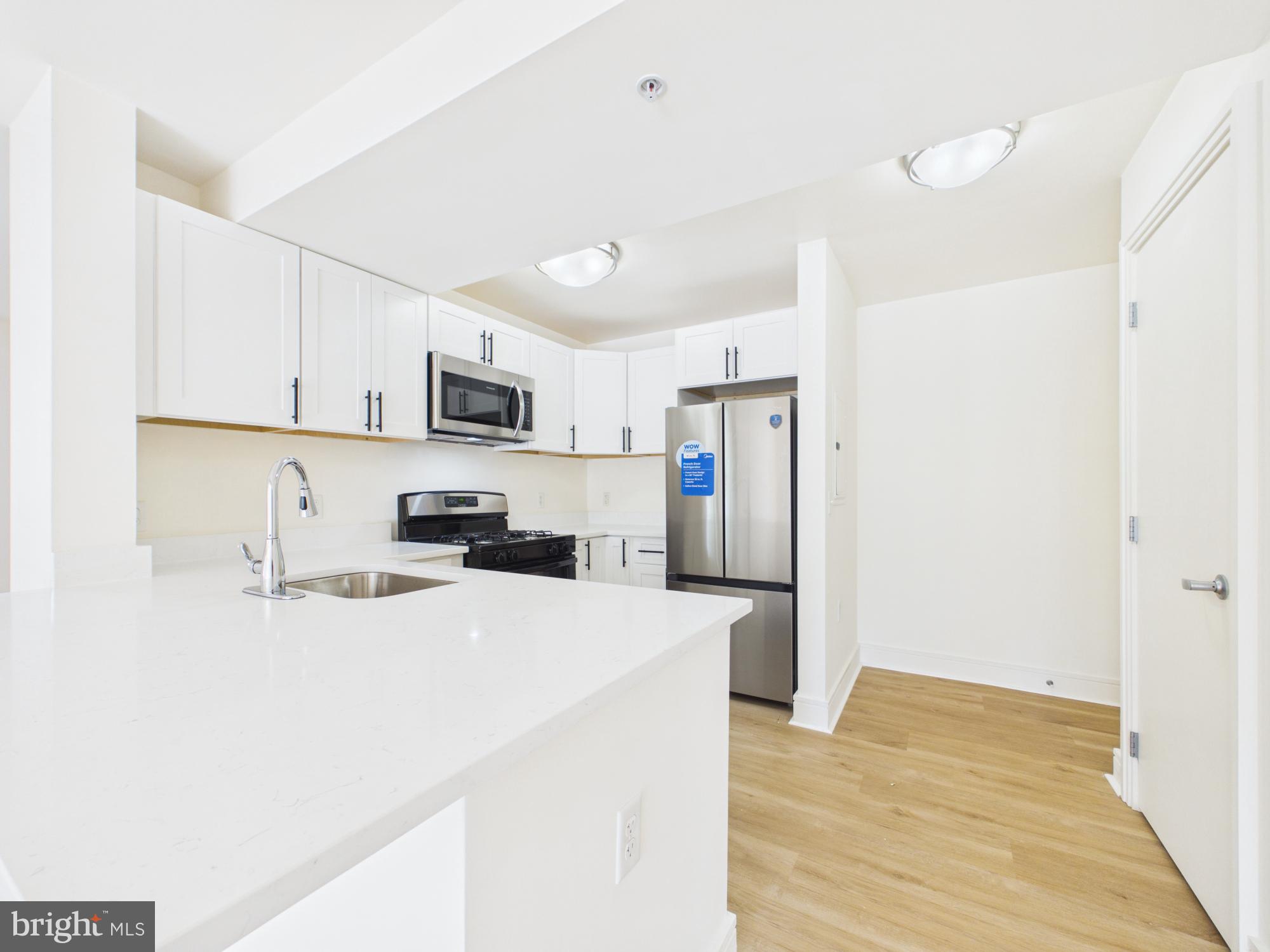 800 4th Street Southwest, Unit N701 Washington, DC 20024 - Photo 13 of 47