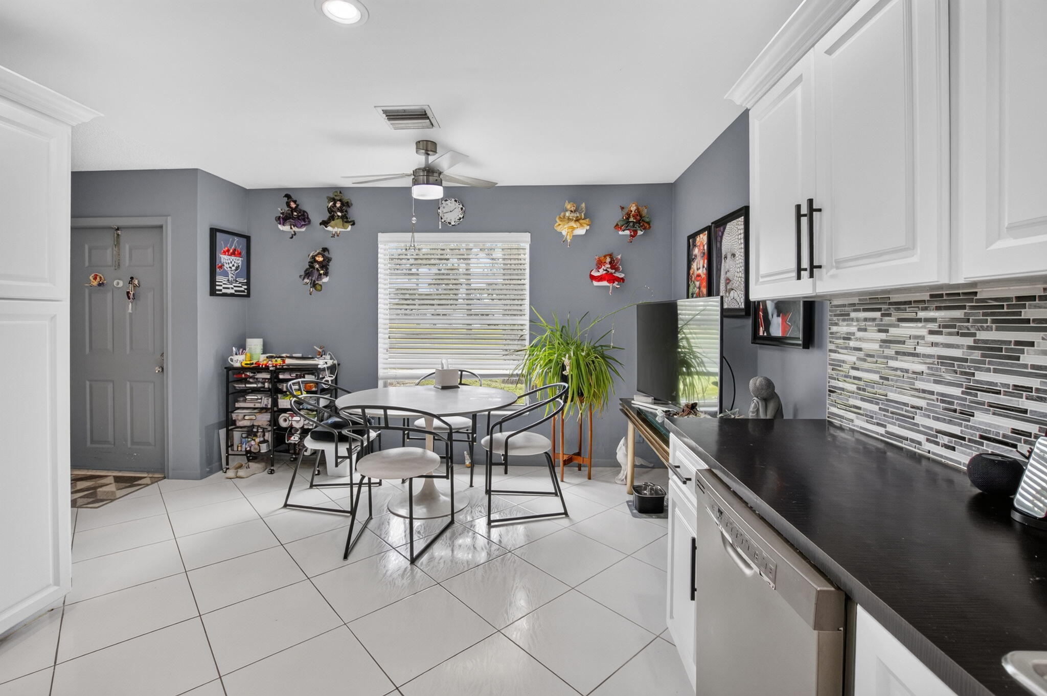 5284 Privet Place, Unit D Delray Beach, FL 33484 - Photo 9 of 56 9-web-or-mls-DSC_5311