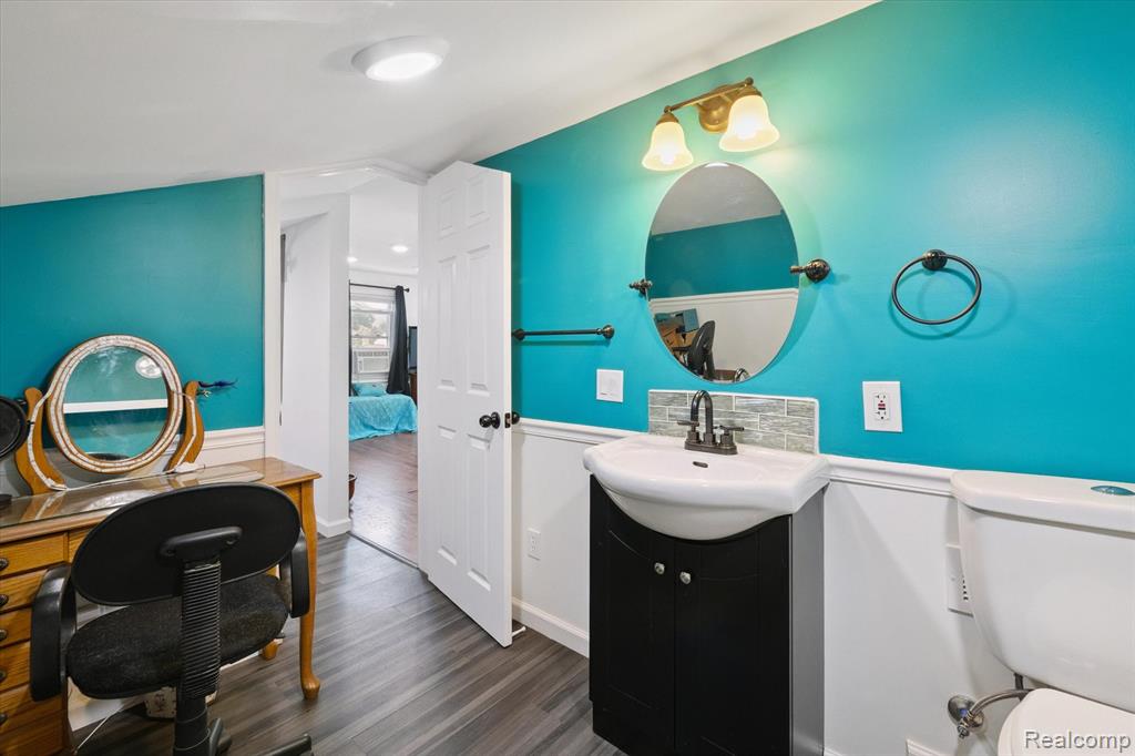 3047 Cumberland Road Berkley, MI 48072 - Photo 22 of 30 Gallery Image 22