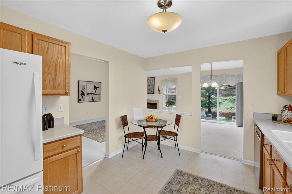 3341 Dewdrop Lane Howell, MI 48843 - Photo 13 of 46