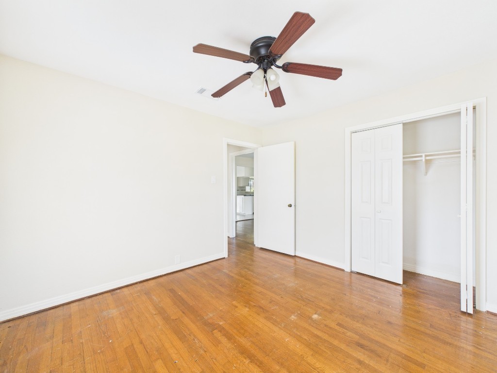 3035 Guese Road Houston, TX 77018 - Photo 12 of 20 a view of empty room with wooden floor