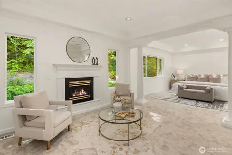 $1,888,000 | 5677 193rd Place Southeast, Issaquah, WA 98027