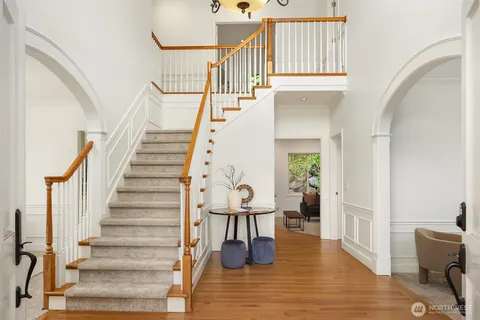 $1,888,000 | 5677 193rd Place Southeast, Issaquah, WA 98027