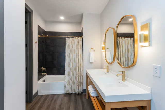 $735,000 | 65 Lindsley Avenue, Unit 513, Nashville, TN 37210