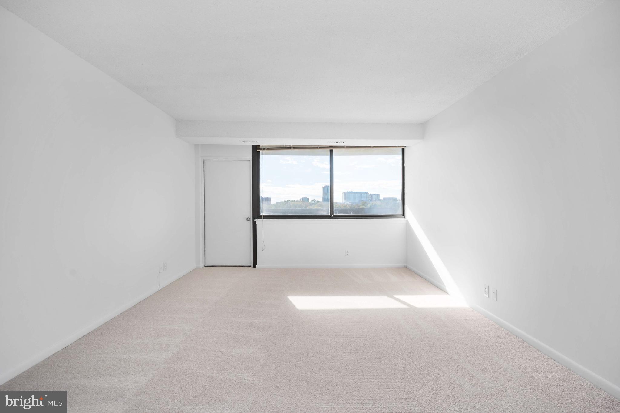 5501 Seminary Road, Unit 511S Falls Church, VA 22041 - Photo 20 of 44 an empty room with a window