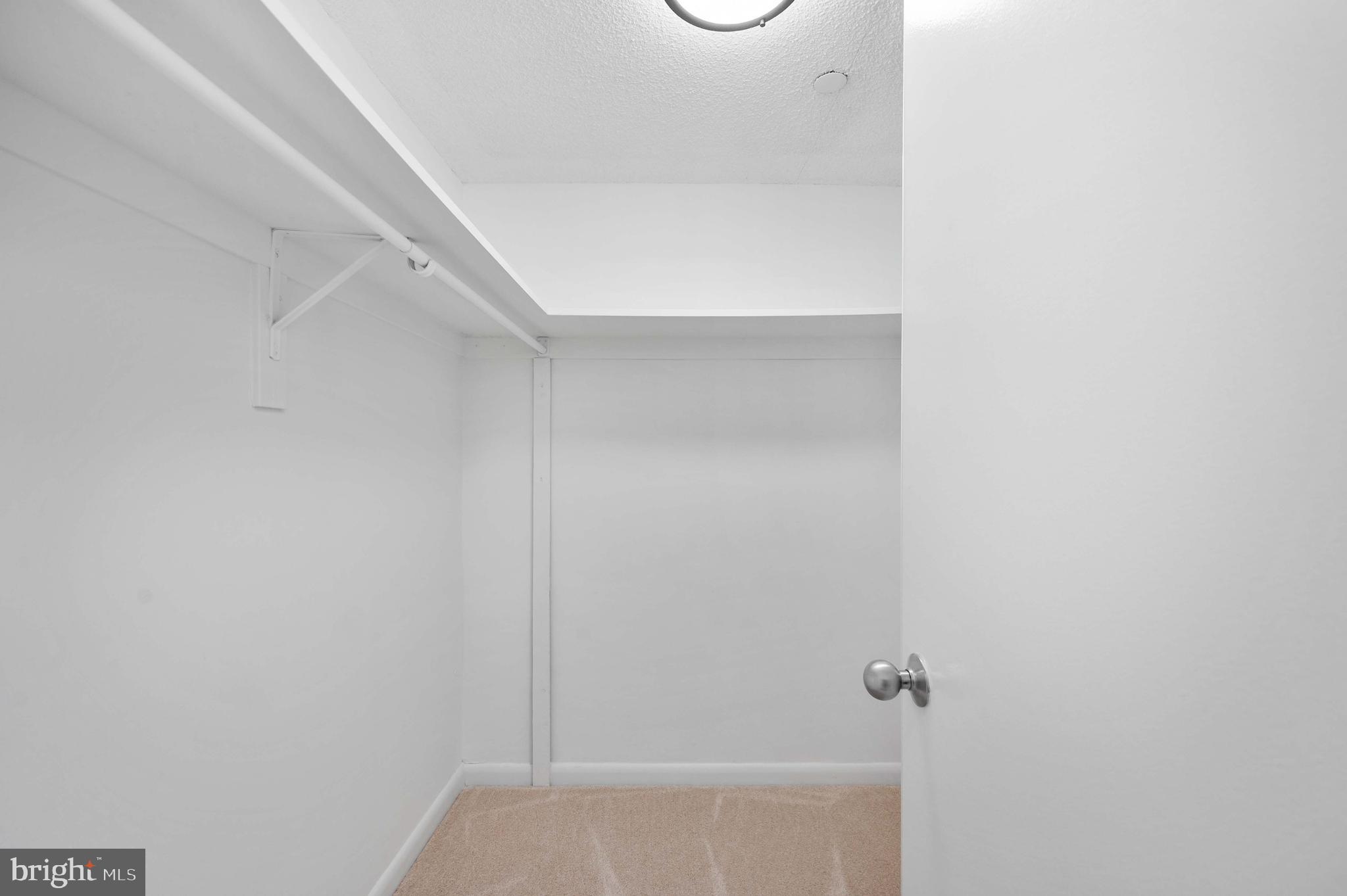 5501 Seminary Road, Unit 511S Falls Church, VA 22041 - Photo 34 of 44 a view of bathroom